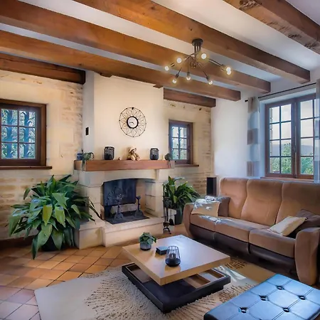 8 Personnes Proche Sarlat بيت للعطل Cazoules